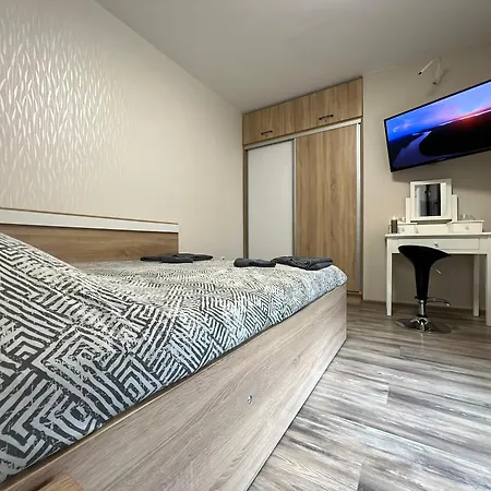 божур 瓦爾納